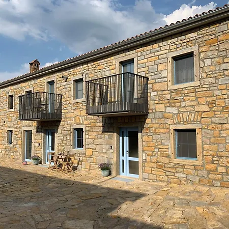 Apartamento Fajti 189 Hrvatini