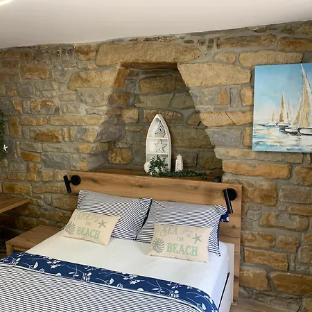 Apartamento Fajti 189 *