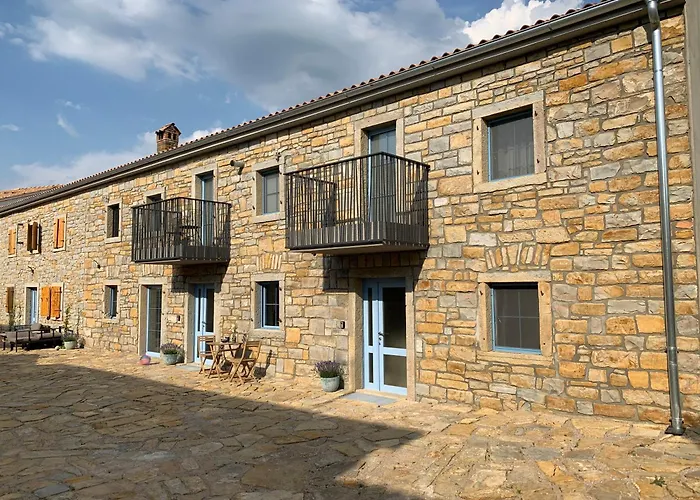 شقة Fajti 189 Hrvatini